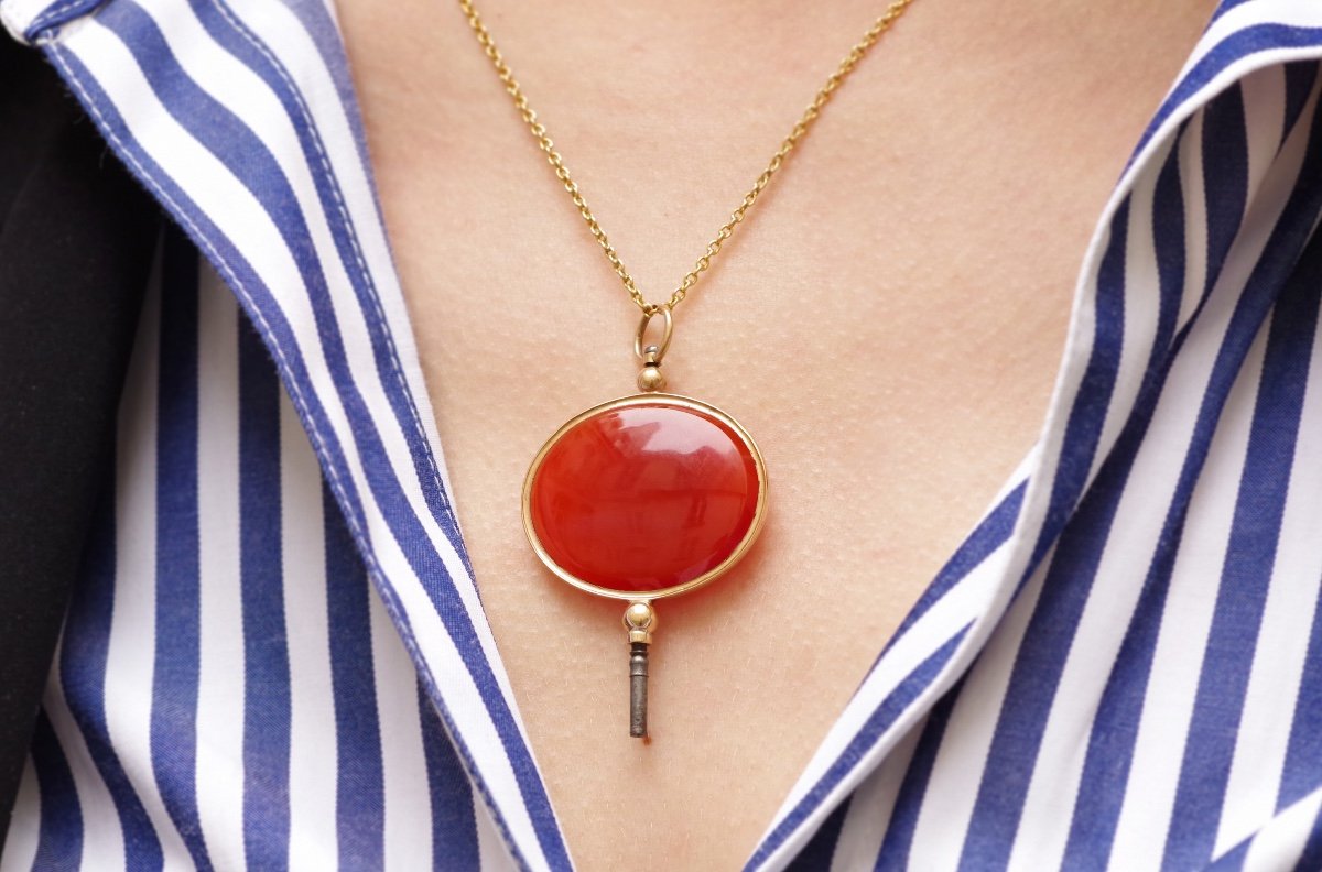 Victorian Carnelian Watch Key Pendant In 18k Gold, Metal, Antique Carnelian Pendant-photo-4