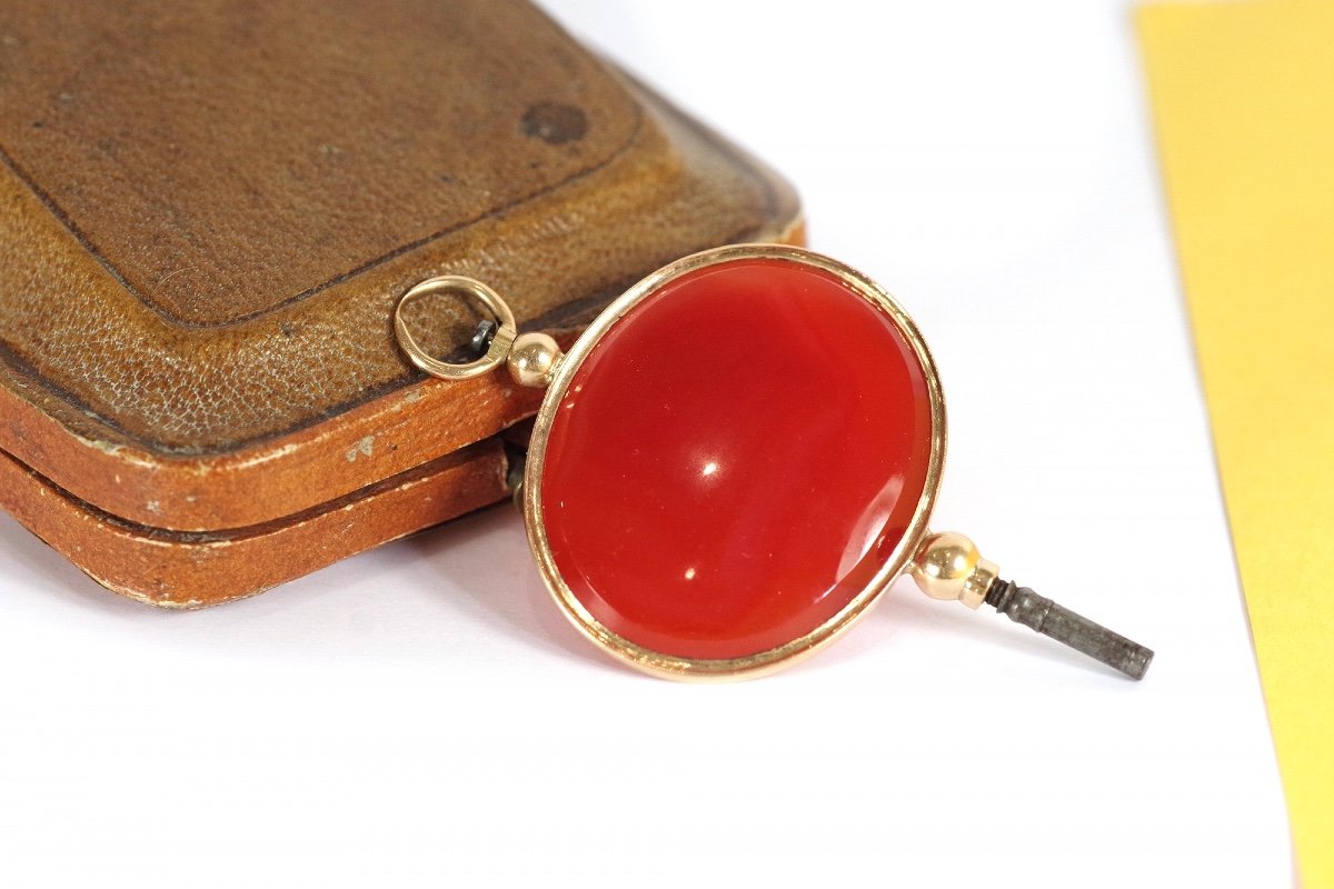 Victorian Carnelian Watch Key Pendant In 18k Gold, Metal, Antique Carnelian Pendant-photo-2