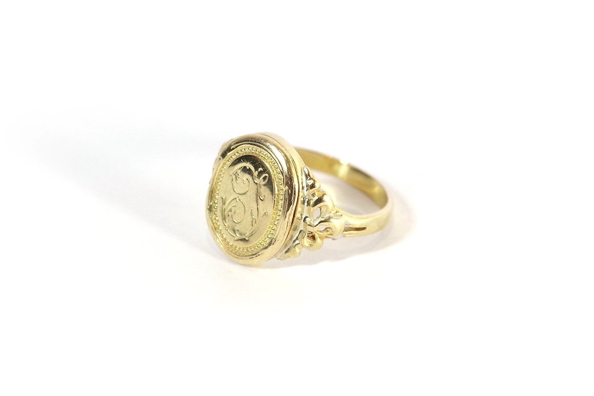 Gold Signet Secret Ring In 18k Gold, Letter "i", Ring For Men Or Women, Gold Locket Ring-photo-4