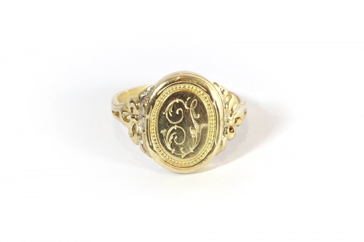 Gold Signet Secret Ring In 18k Gold, Letter "i", Ring For Men Or Women, Gold Locket Ring-photo-1