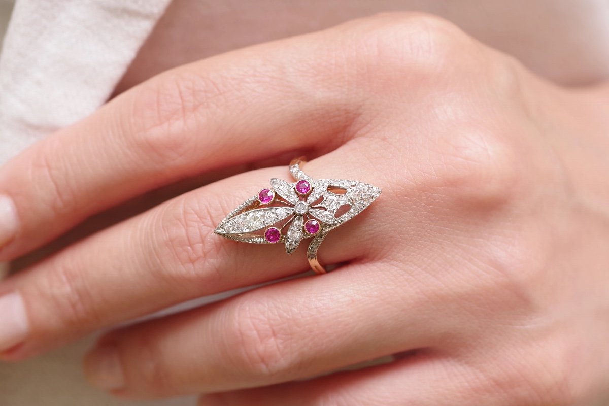 Belle époque Marquise Ruby Diamond Ring In 18k Gold And Platinum, Edwardian Navette Ring