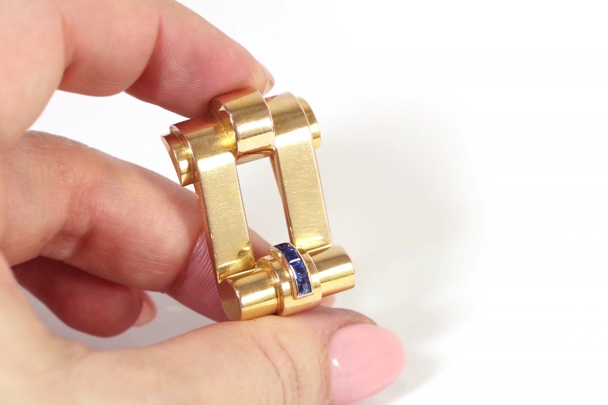 Retro French Sapphire Lapel Clip In 18k Gold, Louis Heissler, Mauboussin Style, Clip Lapel