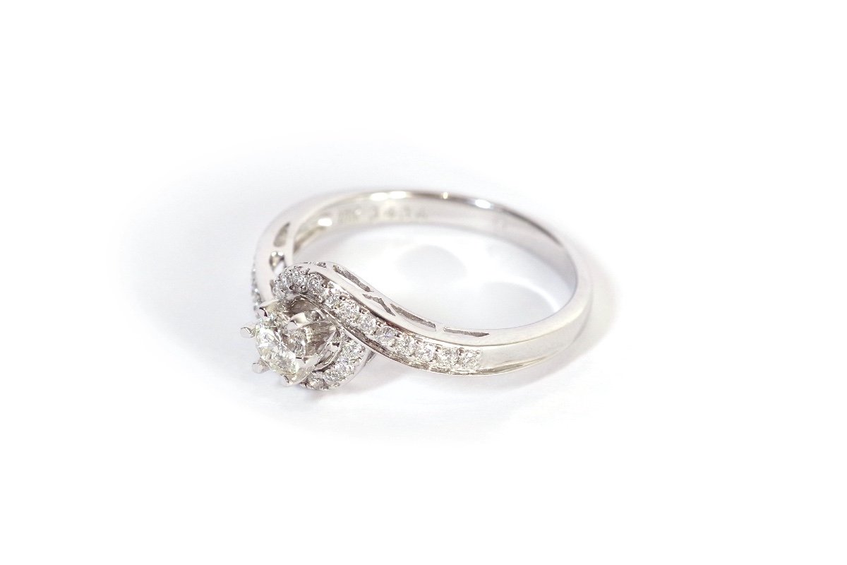 Vintage Diamond Swirl Ring In 18k White Gold, Pre-owned Bridal Ring, Brilliant-cut Diamond-photo-3