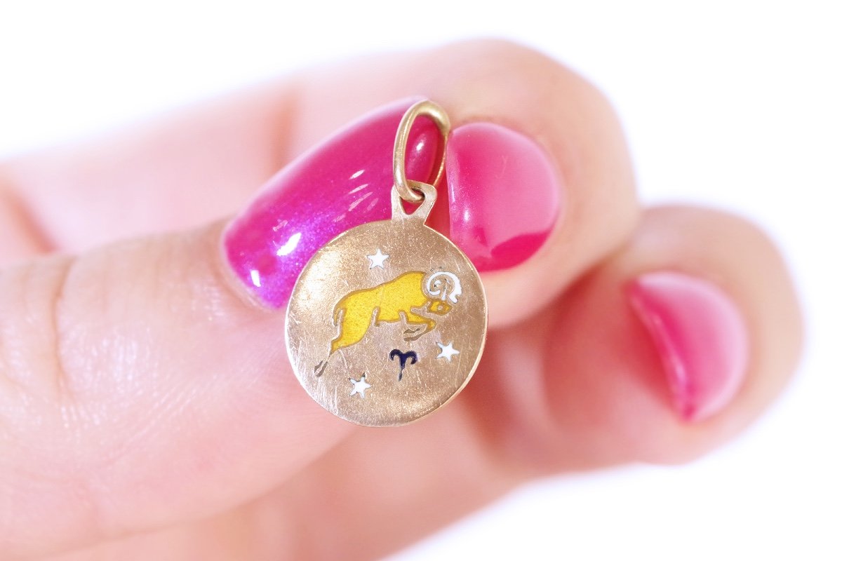 Aries Astro Pendant In 18k Gold, April And March Zodiac Sign Pendant, Enamel Pendant, Unoaerre