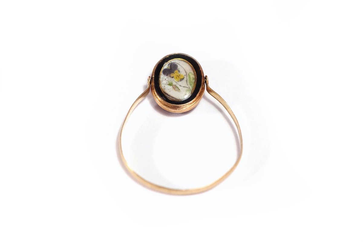 Antique Swivel Ring, 18k Gold, Bjiou De Sentiment, Pansy, Portrait -photo-1