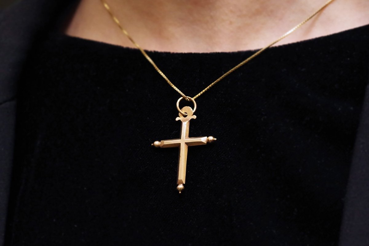 French Victorian Cross Pendant In 18k, Religious Pendant, Regional Jewelry, Baton Cross-photo-1