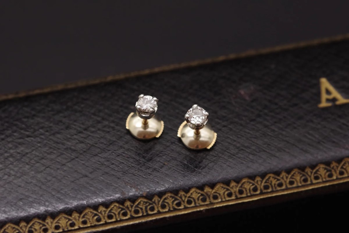 Clous D’oreille Diamants 0.20 Ct En Platine Et En Or Blanc 18k, Puces Diamants, Taille Brillant-photo-3