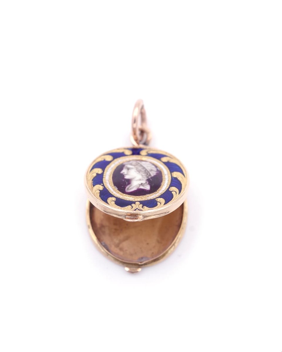 Victorian Emperor Locket Pendant In 14k, Enamel Pendant, Roman Emperor, Gold Locket Pendant-photo-3