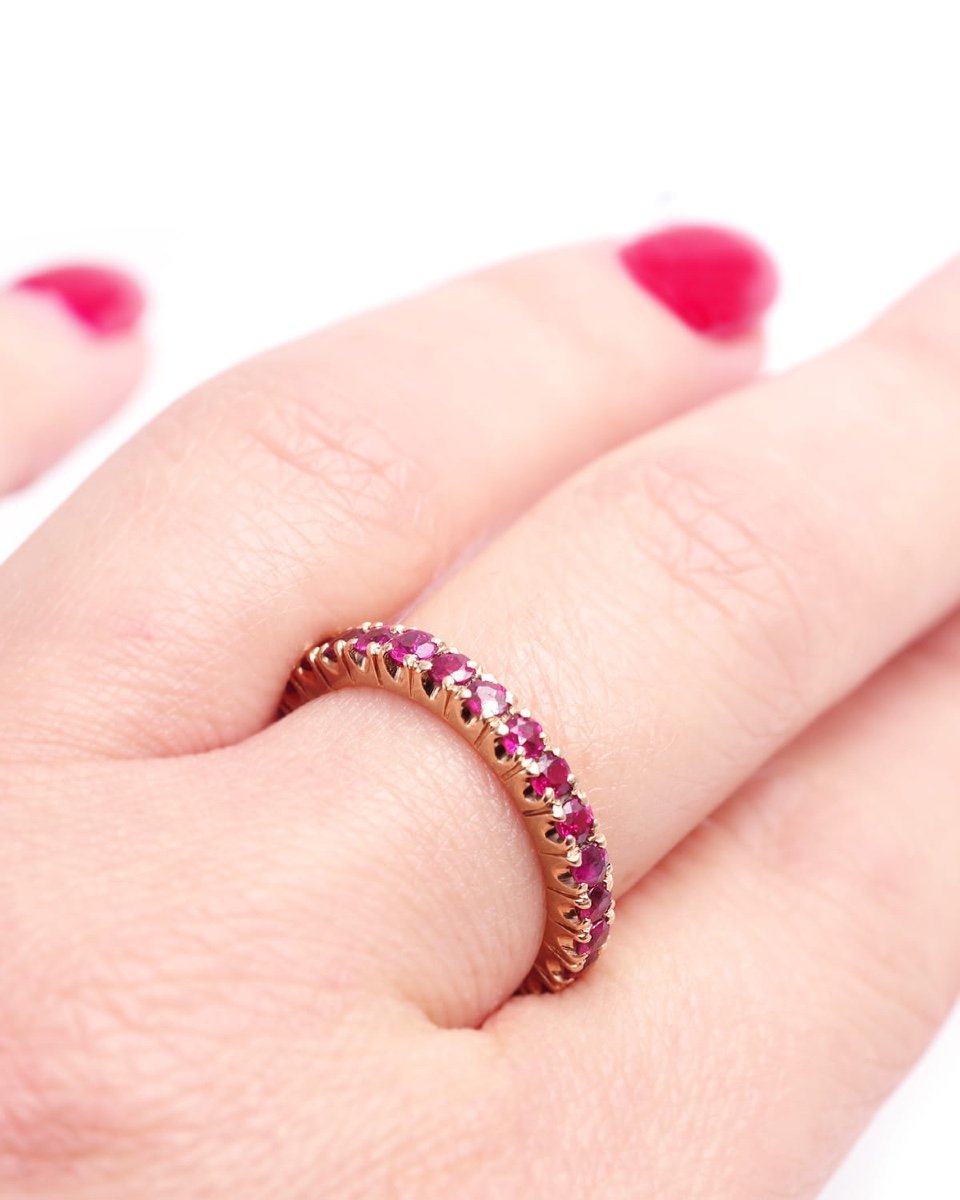 Eternity ruby Wedding Ring In 14 Karat Gold, Natural Ruby, Vintage Ring-photo-3