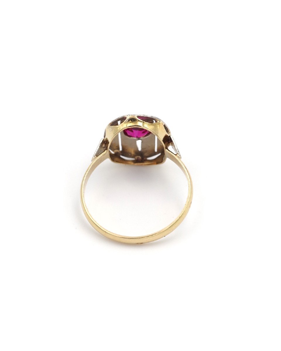 Oval Art Deco Ring In 18 Karat Gold And Platinum, Synthetic Ruby, Art Deco Jewelry-photo-2