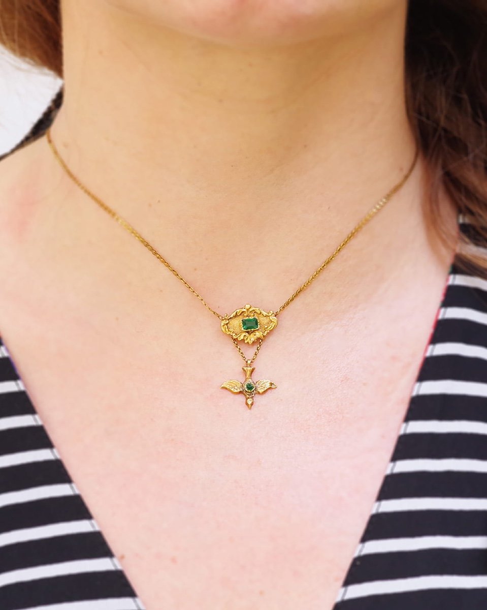 Victorian Holy Spirit Pendant In 18k Gold, Holy Spirit Pendant, Birds, Green Stones-photo-4