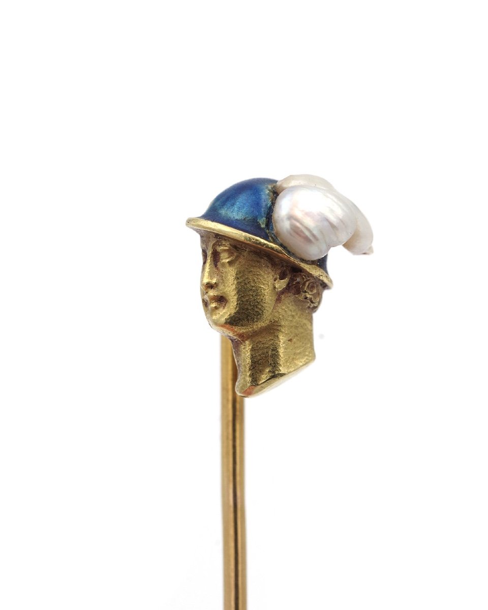 Hermès Louis Zorra Pin In 18 Karat Matte Gold, Fine Pearl, Art Nouveau, Mythology-photo-1