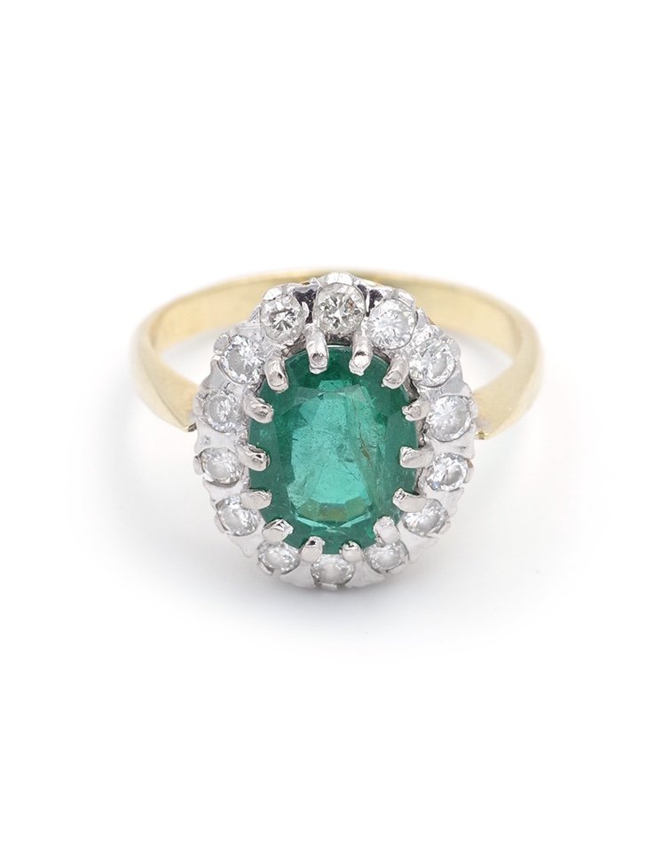 Emerald Cluster Ring 2.61 Cts In 18 Karat Gold, Brilliant Cut Diamonds, Vintage, Zambia