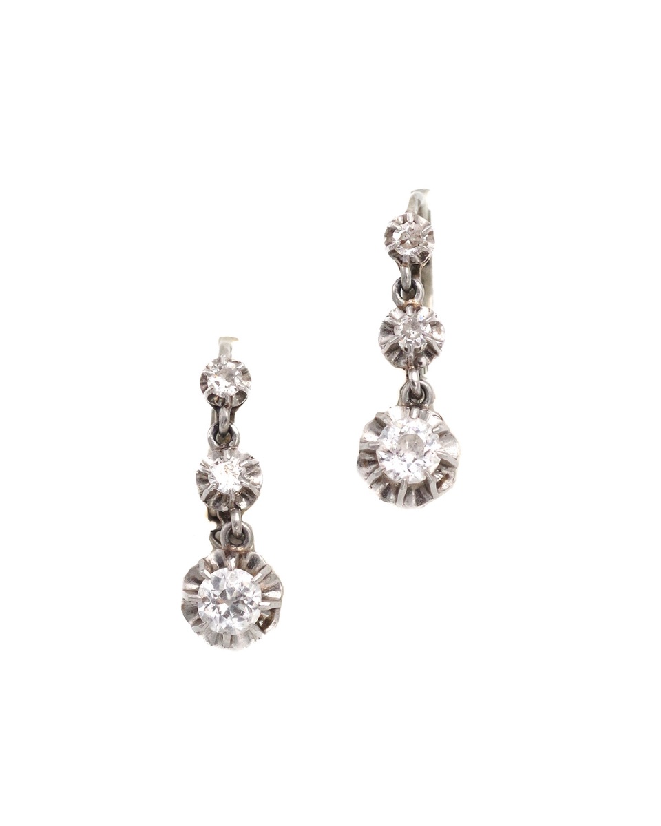 Antique Three Diamonds Earrings 0.72 Ct In 18k Gold And Platine, Antique Earrings-photo-4