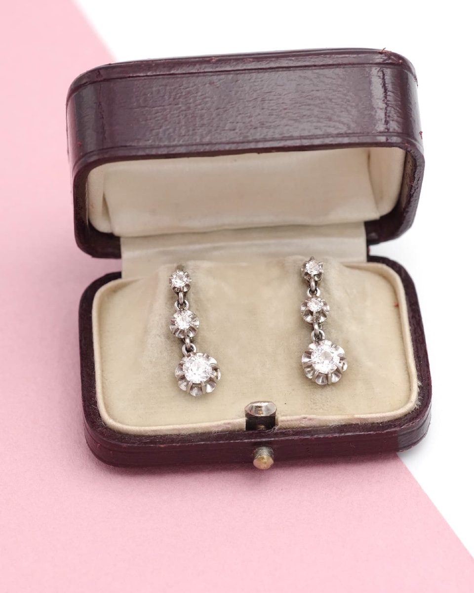 Antique Three Diamonds Earrings 0.72 Ct In 18k Gold And Platine, Antique Earrings