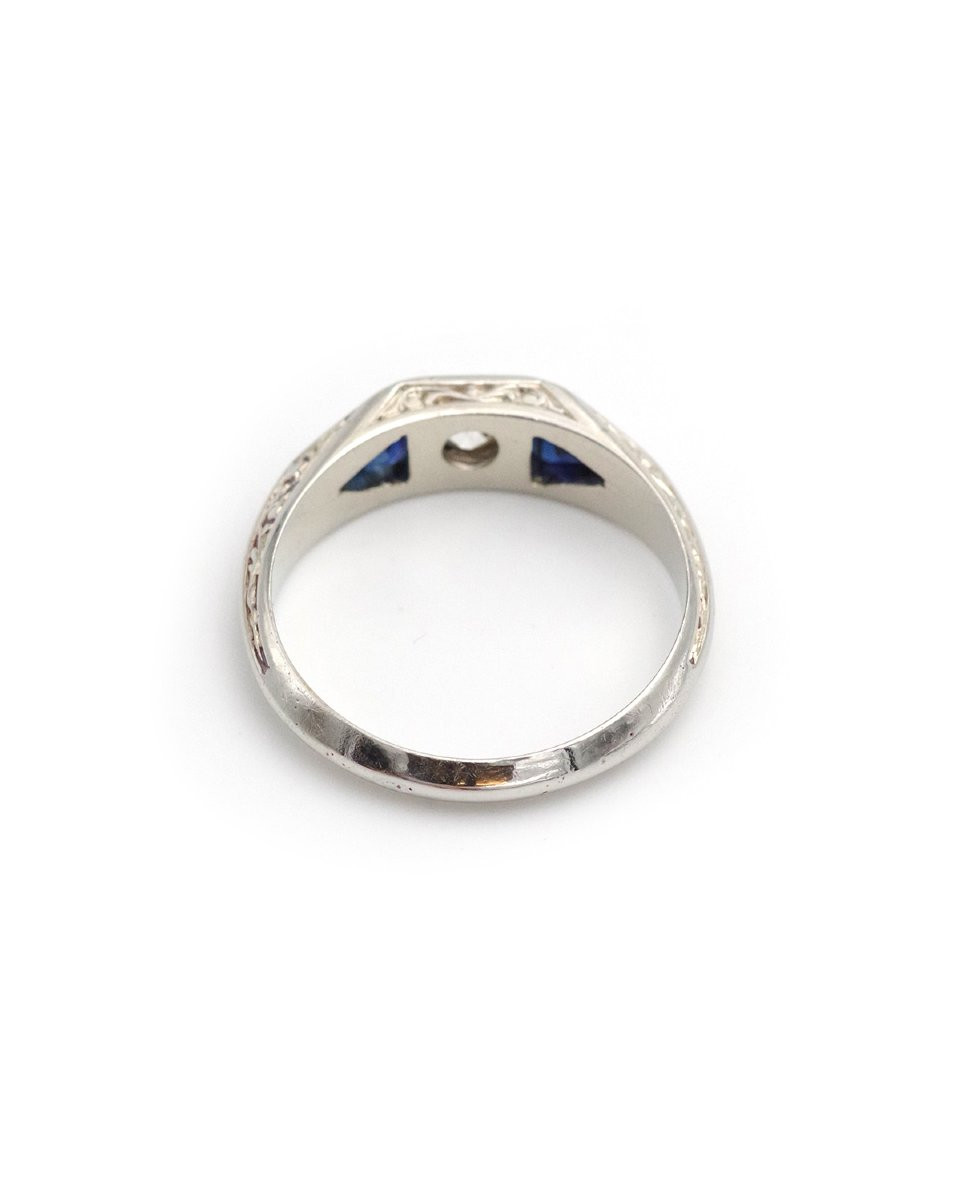 Edwardian Ring For Men In 18k White Gold, Sapphire And Diamond, Early 20th Century, 0.30 Ct-photo-3