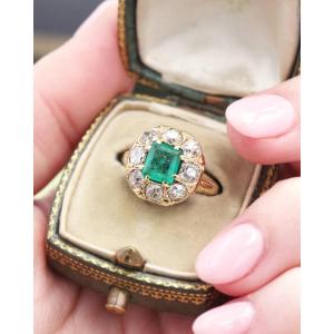 Colombian Emerald cluster Ring In 18k Gold, Belle Epoque Ring, Antique Jewelry, Engagement