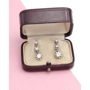 Dormeuses Art Deco Trois Diamants 0,72 Ct En Or 18k Et Platine, Bijou Ancien, Boucles d'Oreille