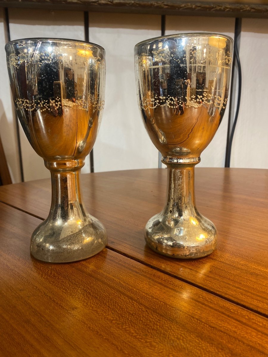 Pair Of 19th Century Eglomisé Glass Glasses -photo-2