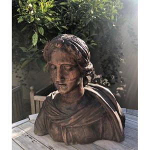 Buste De Femme En Bois Sculpté Fin 17eme Début 18eme