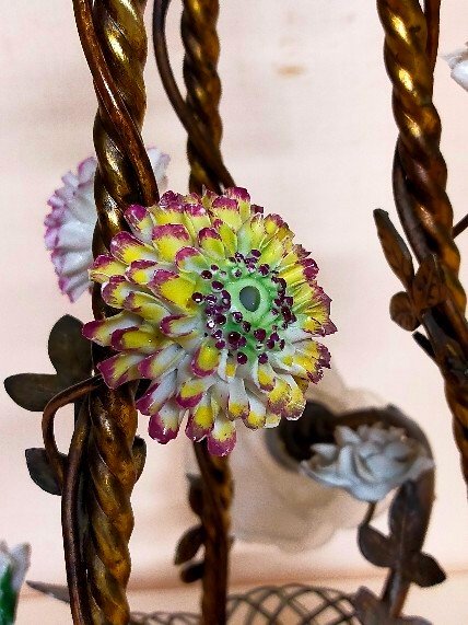 Lustre Panier De Fleurs Bronze Et Porcelaine -photo-4