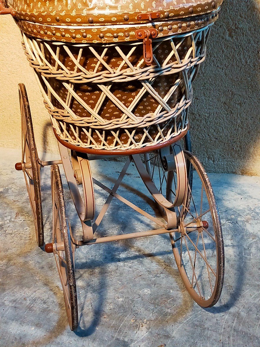 Old Wicker And Metal Child's Pram -photo-8