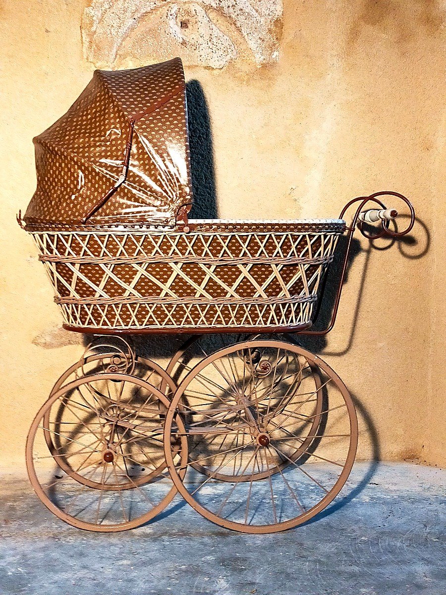 Old Wicker And Metal Child's Pram 