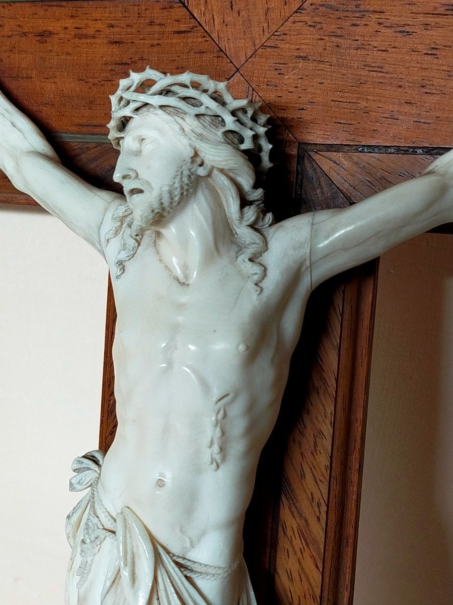 Large Ivory Christ From Dieppe Offered By The Students Of The Elbeuf Boarding School-photo-3