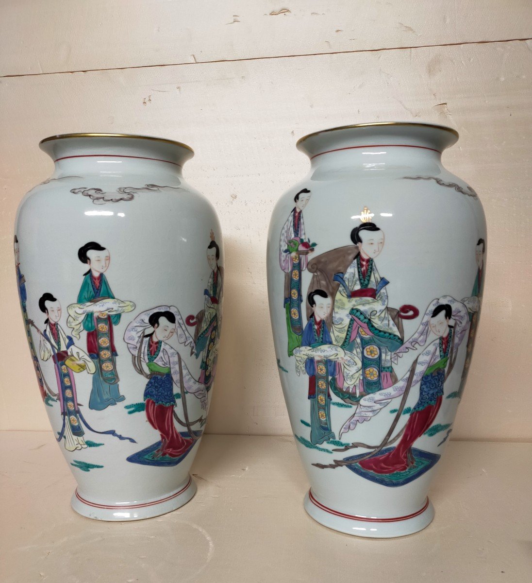 Pair Of Porcelain Vases Decorated With Figures Asian China 