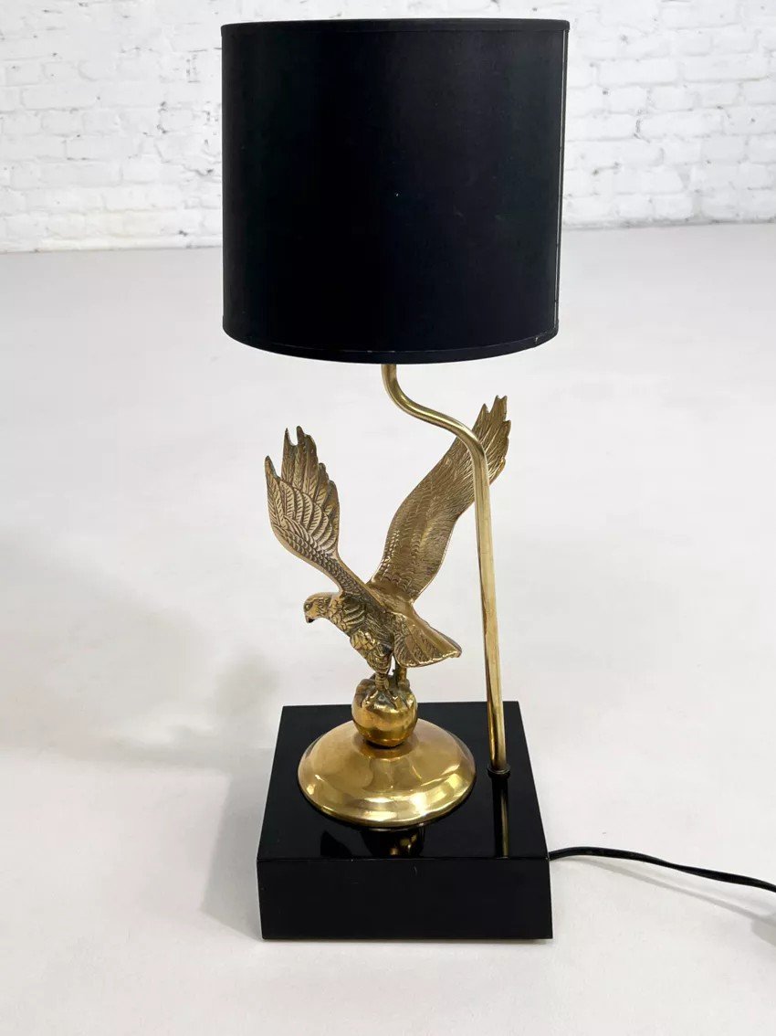 Brass Lamp On Black Lacquered Wooden Base-photo-3