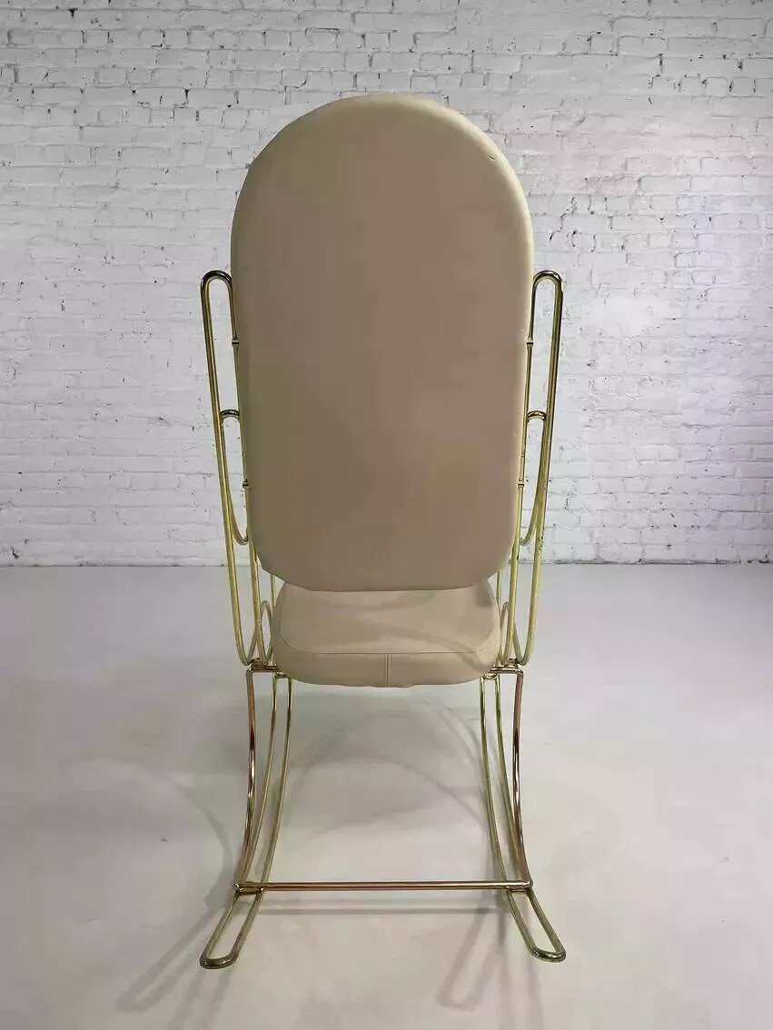 60s Rocking Chair In Brass And Ecru Faux Leather-photo-5