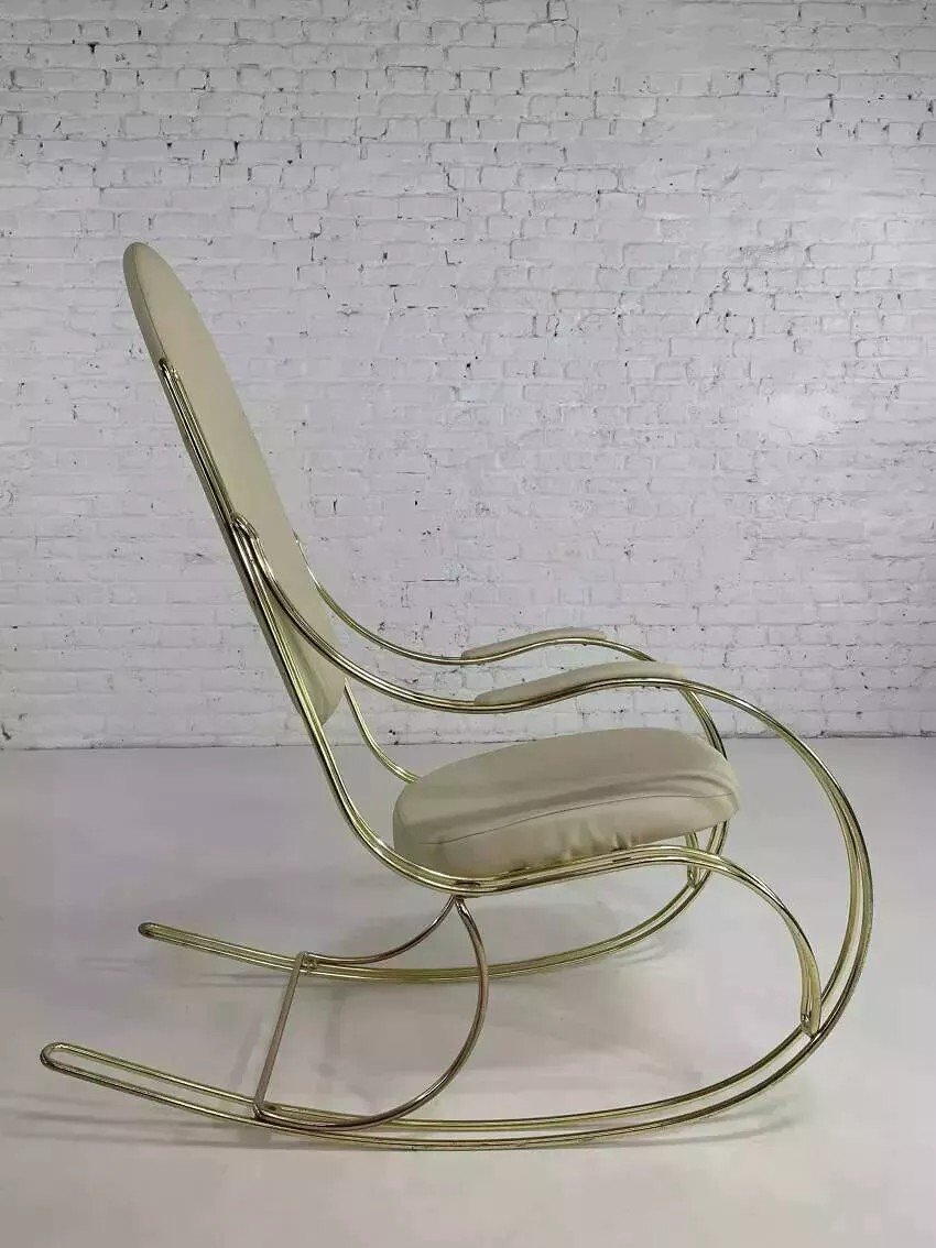 60s Rocking Chair In Brass And Ecru Faux Leather-photo-7