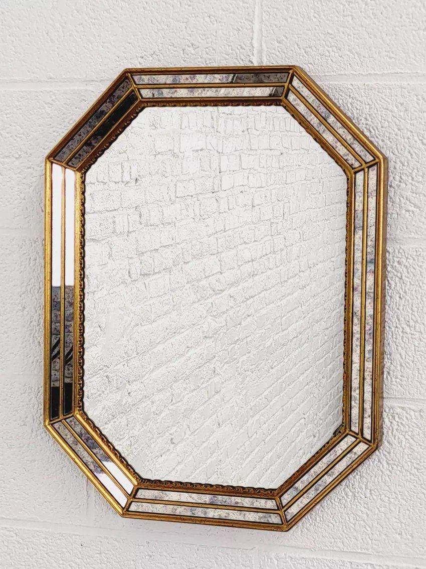 Venetian Style Octagonal Mirror With Glazing Beads And Gold Trim-photo-4