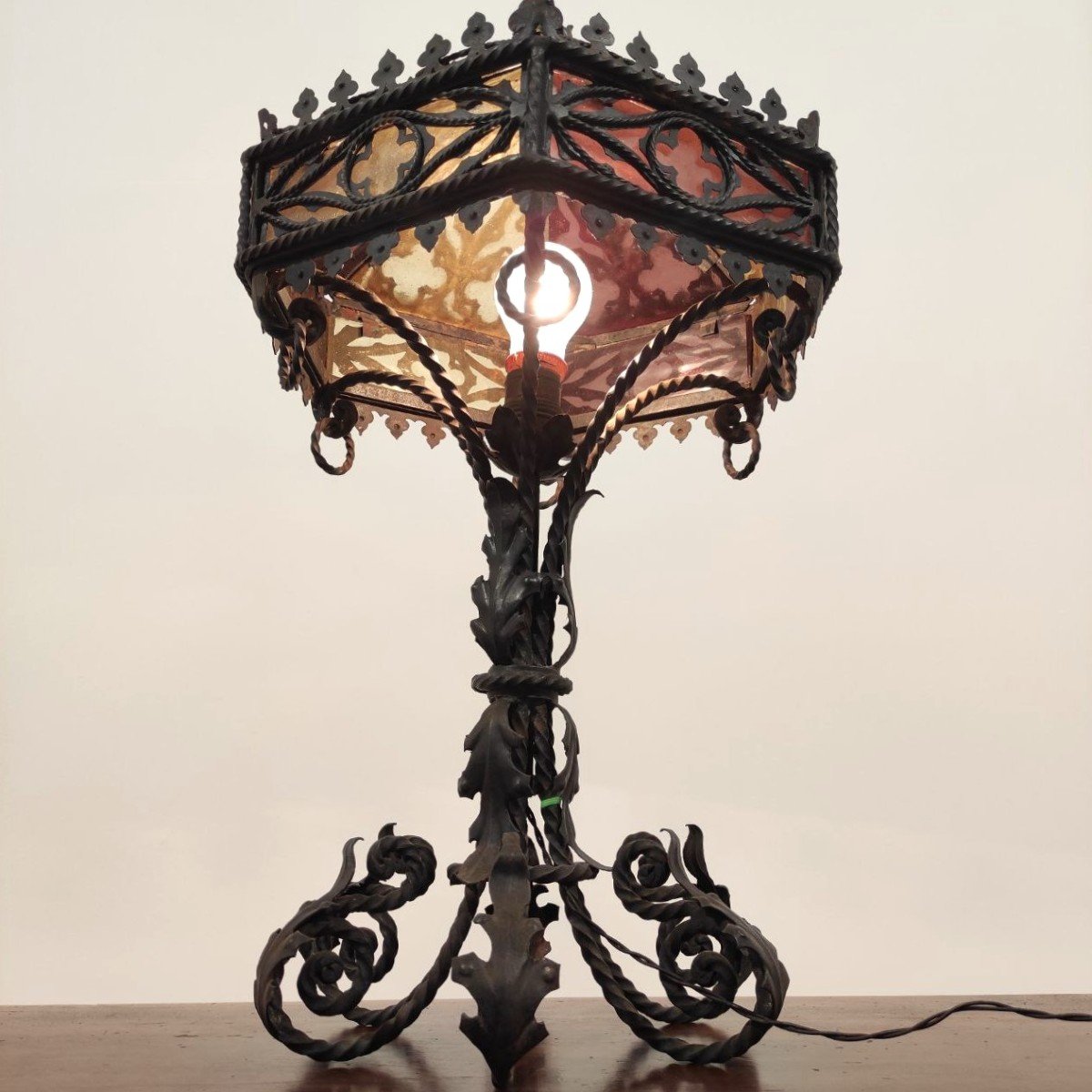 Lampe de table en fer forgé, début des années 1900-photo-3