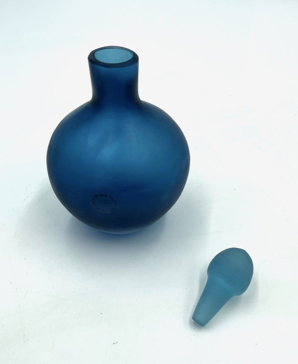 Bouteille bleue 'Velati' série Venini, 1993-photo-2