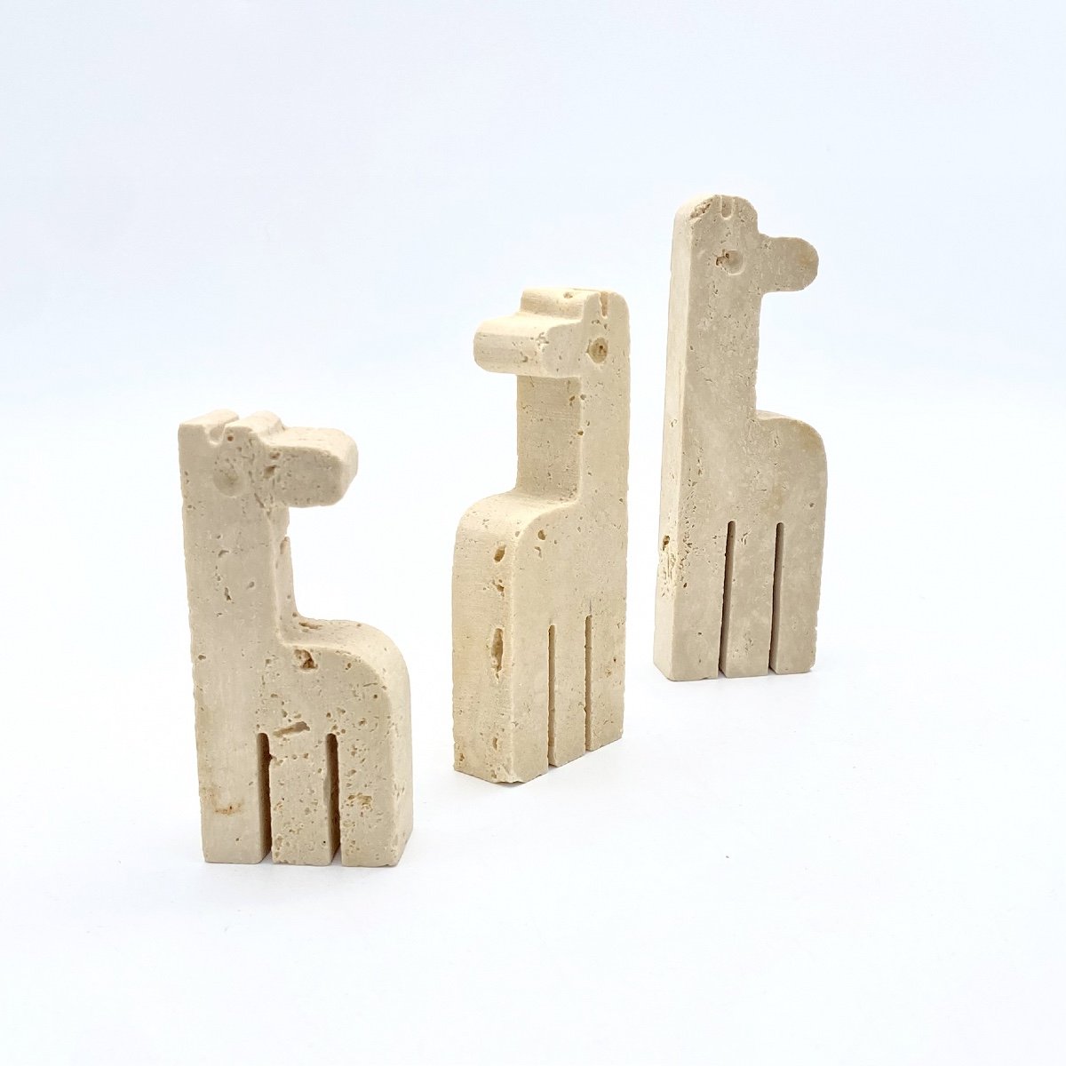 Family Of 3 Giraffes In Travertine By Fratelli Mannelli-photo-2