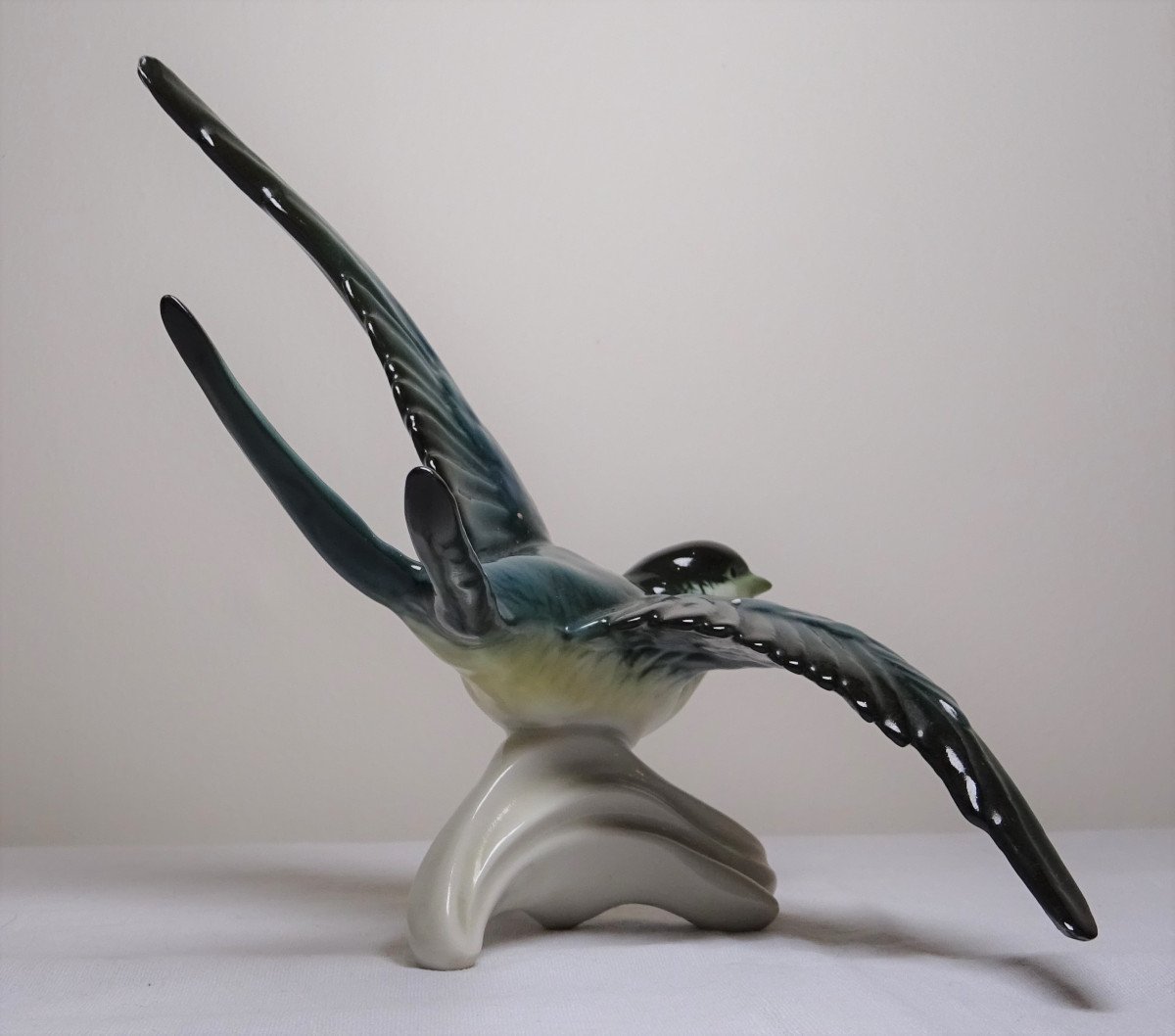 Hirondelle Oiseau En Porcelaine Allemande Karl Ens-photo-2