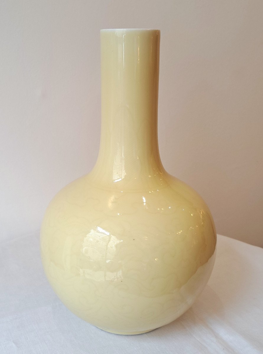 Vase Jaune En Porcelaine De Chine-photo-3