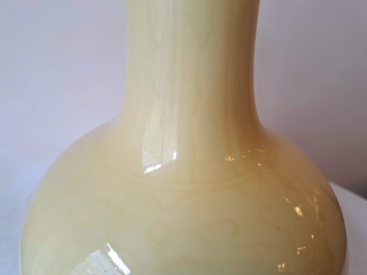 Yellow Chinese Porcelain Vase-photo-1