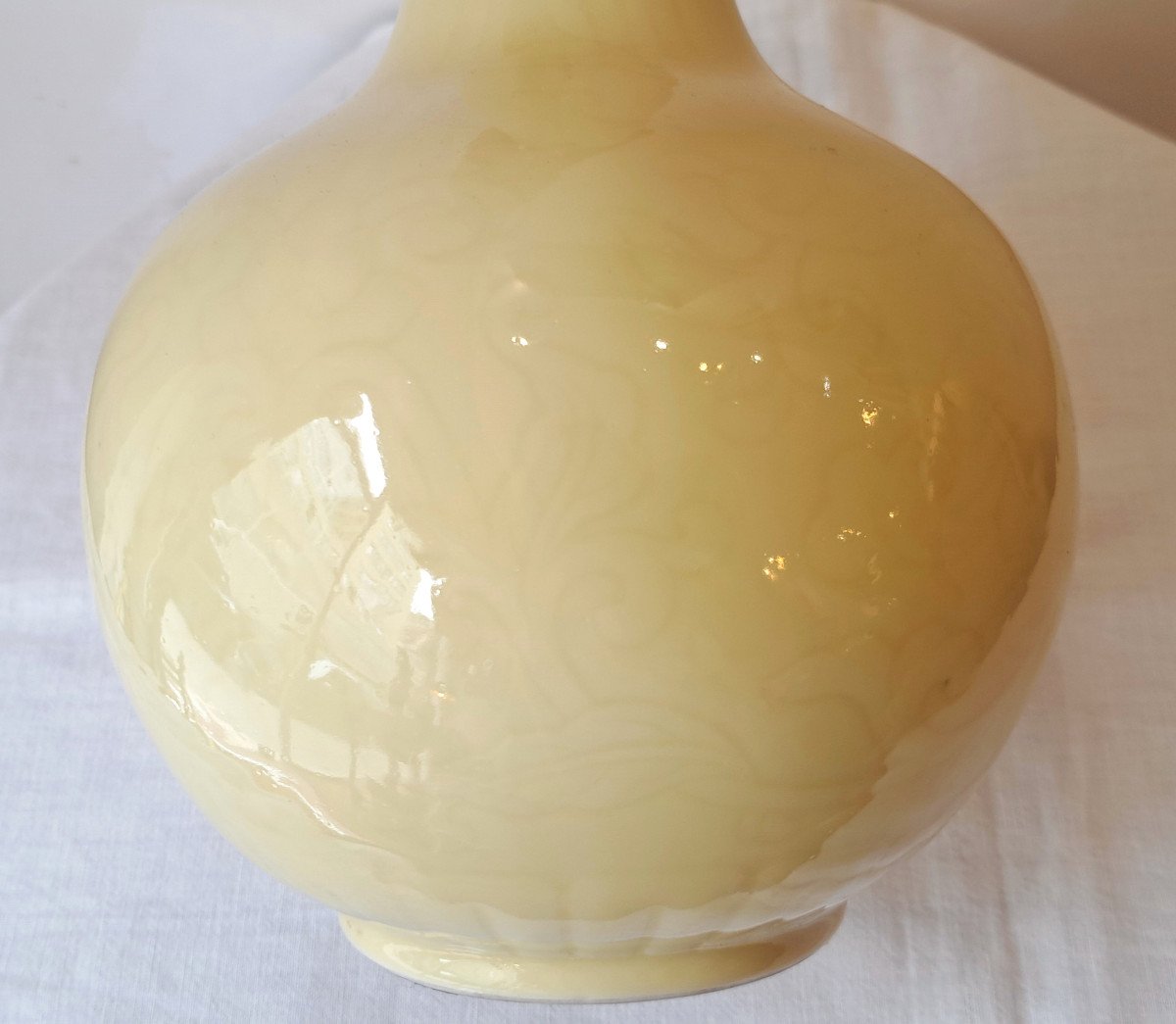 Yellow Chinese Porcelain Vase-photo-2