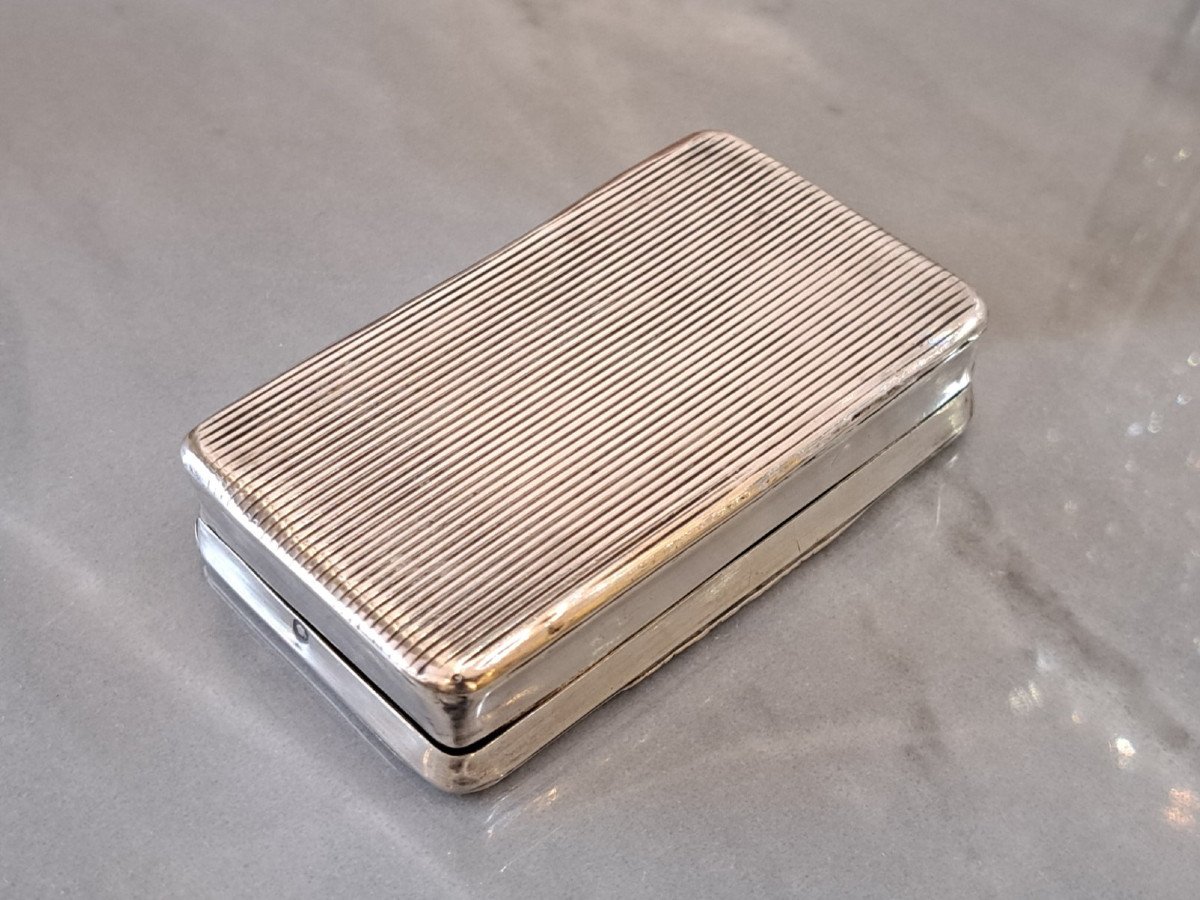  Late 19th Century Sterling Silver Snuff Box -photo-2