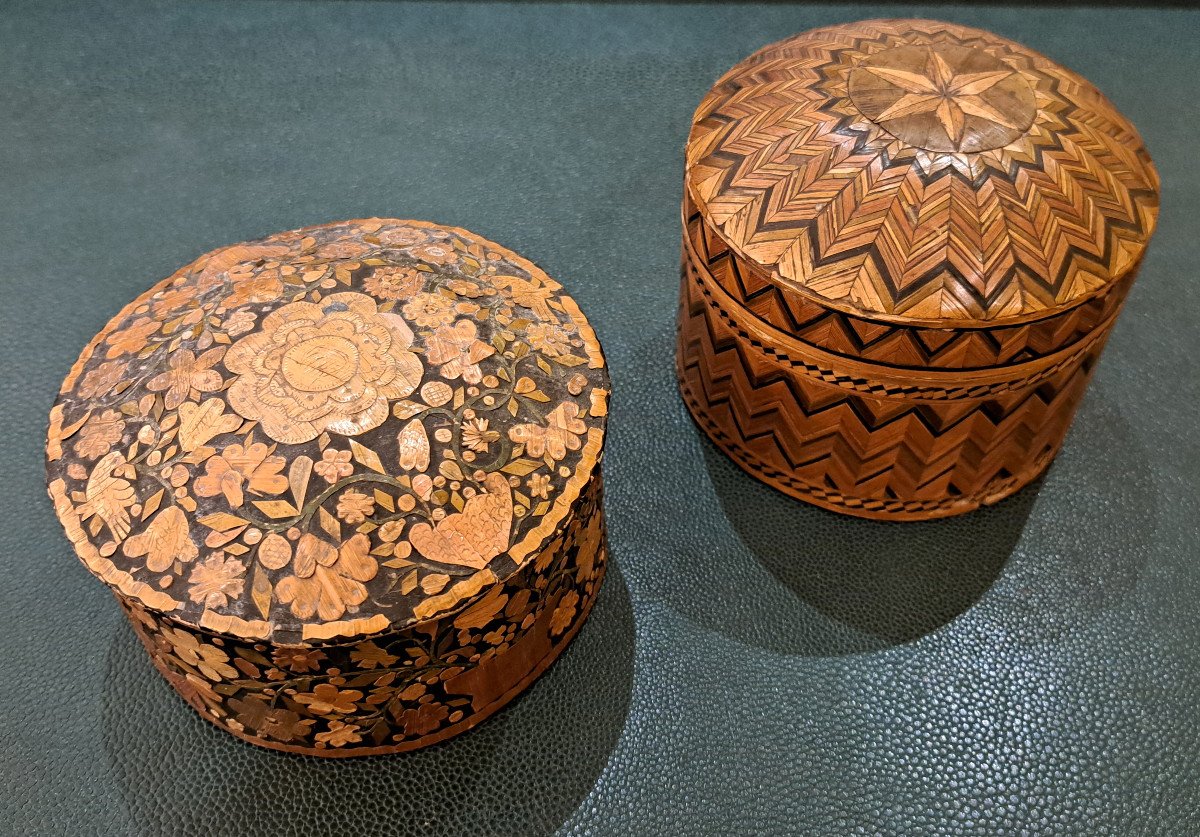 18th Century Round Straw Marquetry Box With Flower Decor-photo-5