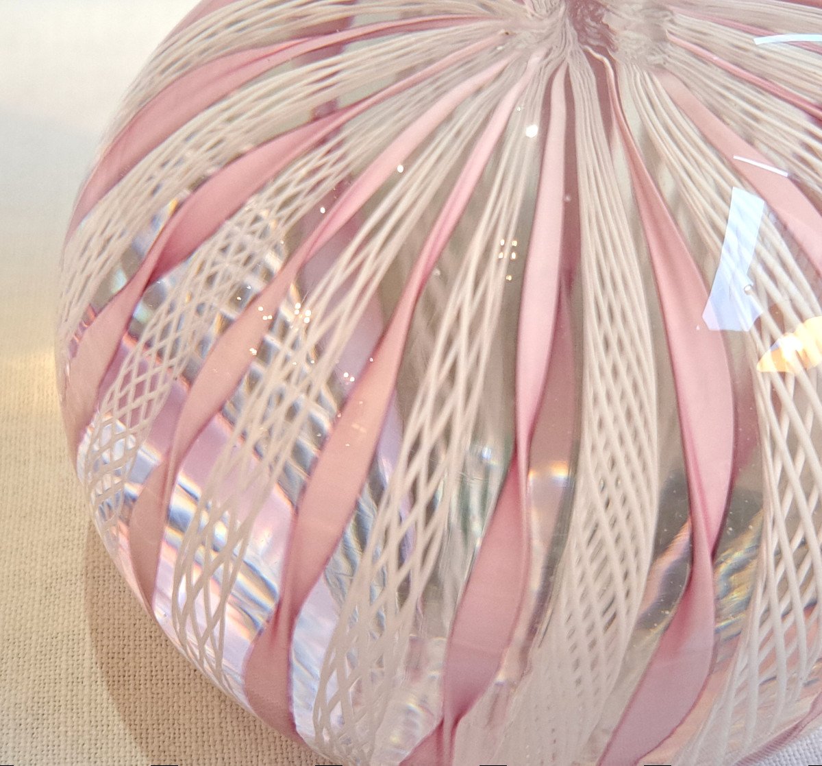 Boule Presse-papiers Latticino Rose Et Blanc Murano-photo-3