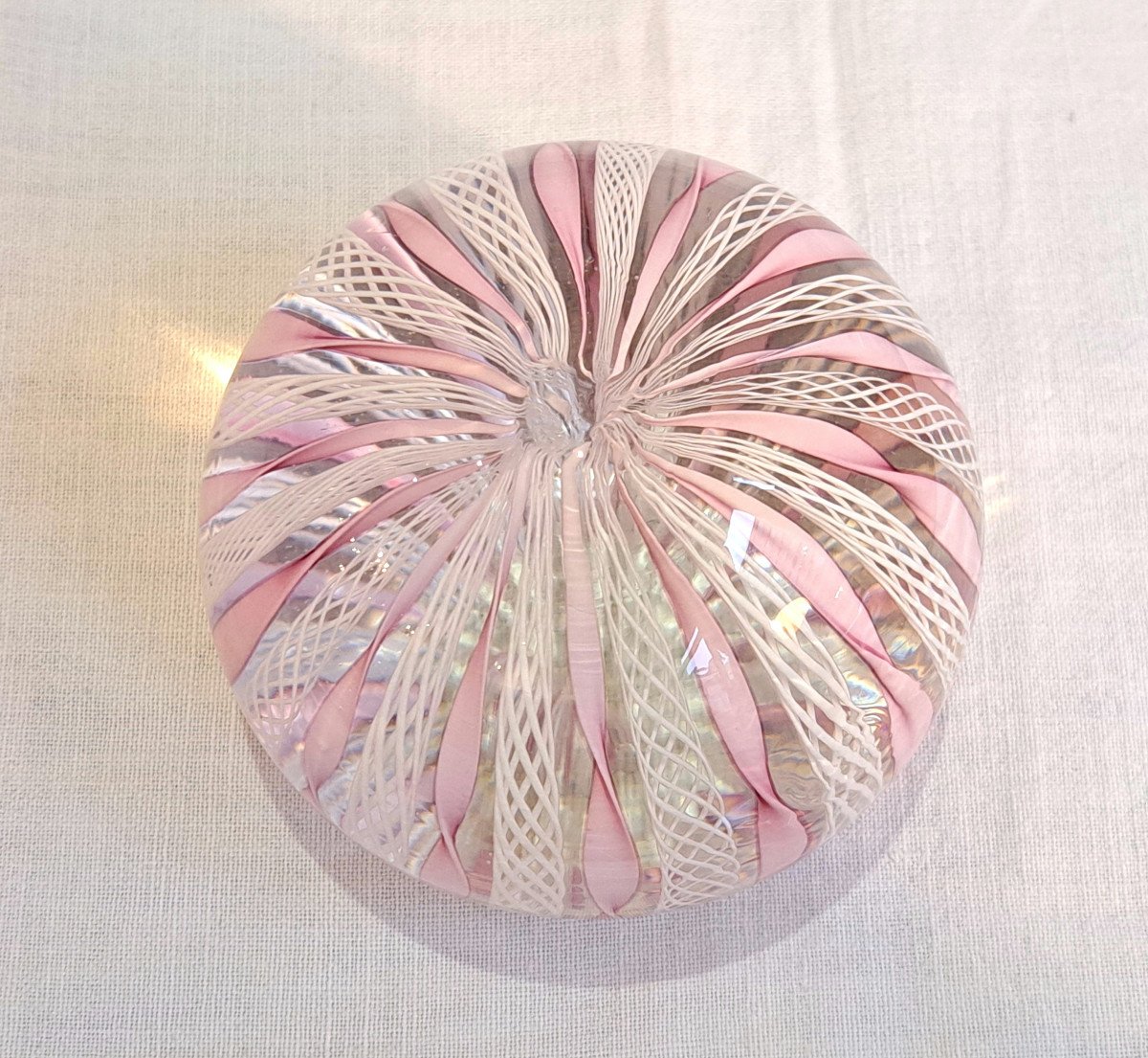 Boule Presse-papiers Latticino Rose Et Blanc Murano-photo-4