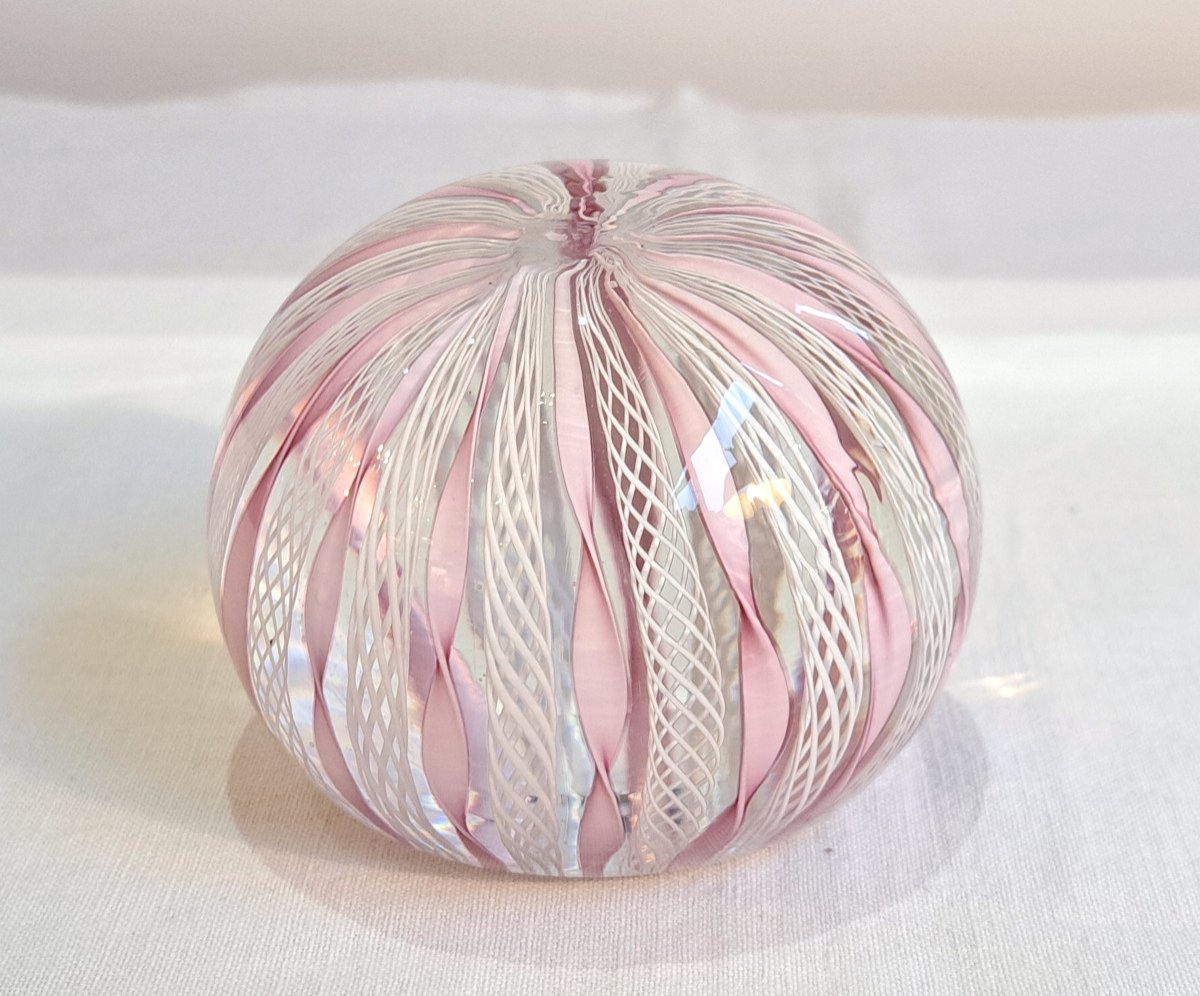 Boule Presse-papiers Latticino Rose Et Blanc Murano