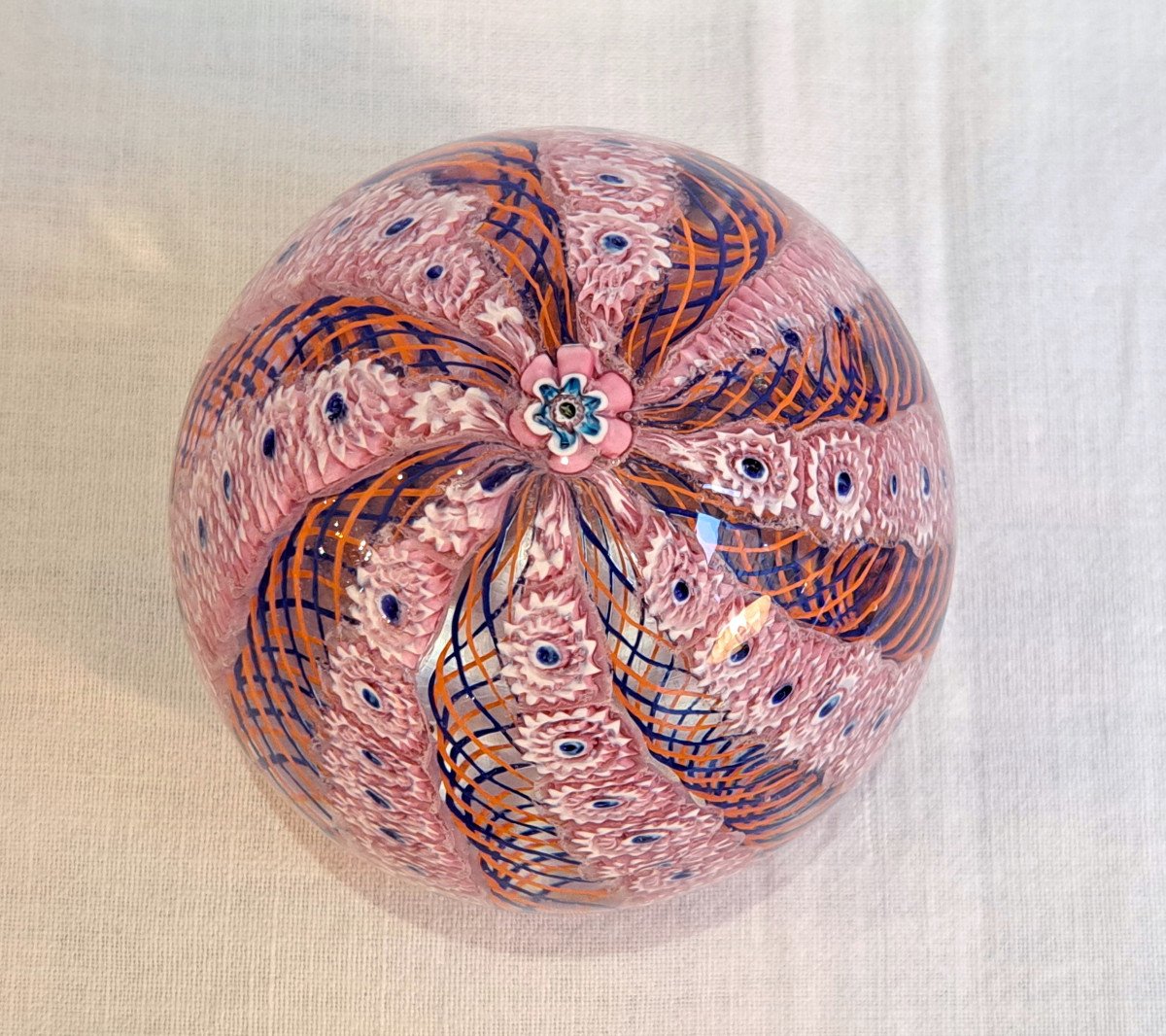 Murano – Boule Presse-papiers Latticino Rose Orange Bleu Et Blanc-photo-3