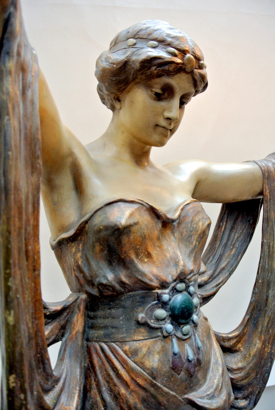 Terracotta Statue Art-nouveau Era Of Goldscheider-photo-1