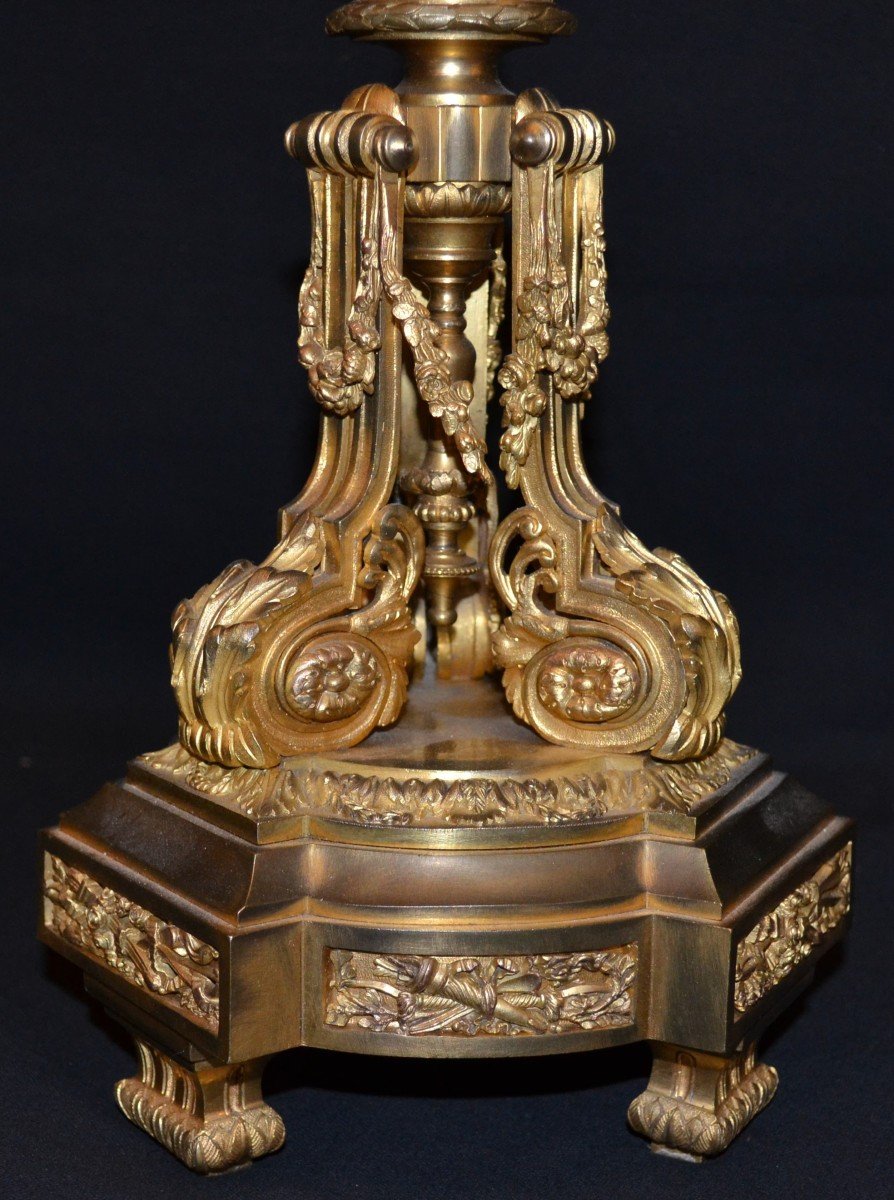 Pair Of Louis XVI Style Gilt Bronze Candelabra - End Of The Eighteenth Century-photo-2