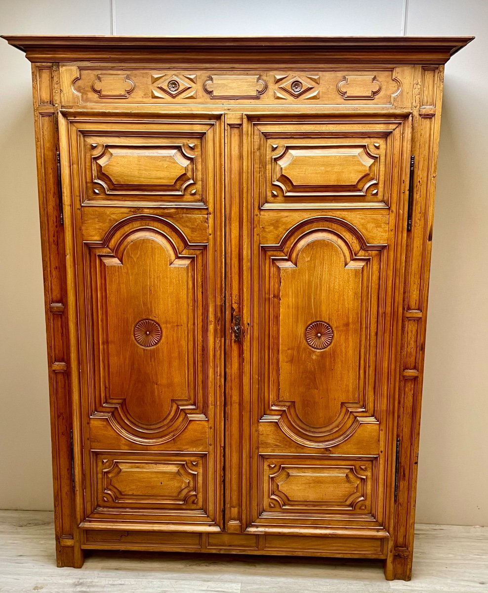 Beautiful Walnut Cabinet From The 18th Century -photo-1