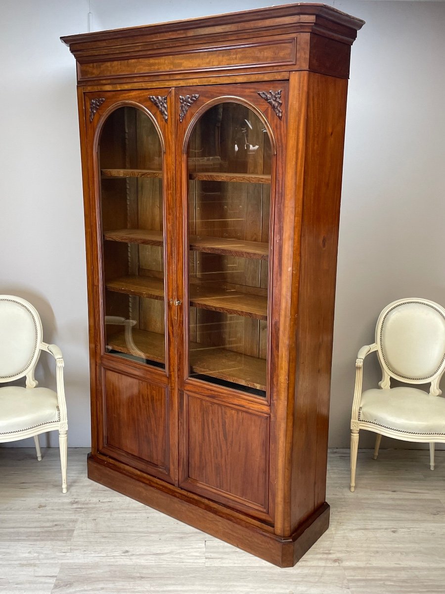 Large 19th Century Flamed Mahogany Bookcase -photo-1